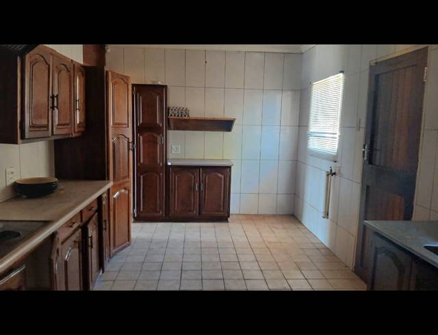 4 BEDROOM HOUSE FOR SALE IN GLEN HARVIE